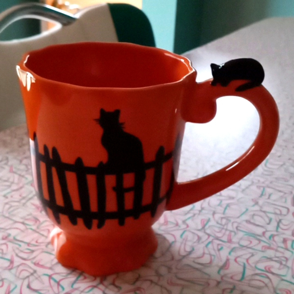 Orange Halloween mug 🐈‍⬛🎃